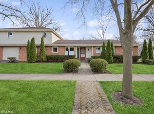 770 Cherry St, Winnetka, IL 60093