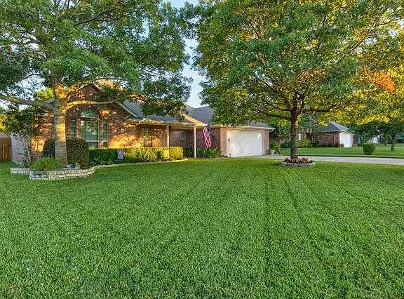 5th image of 1625 Meadowlark Dr
