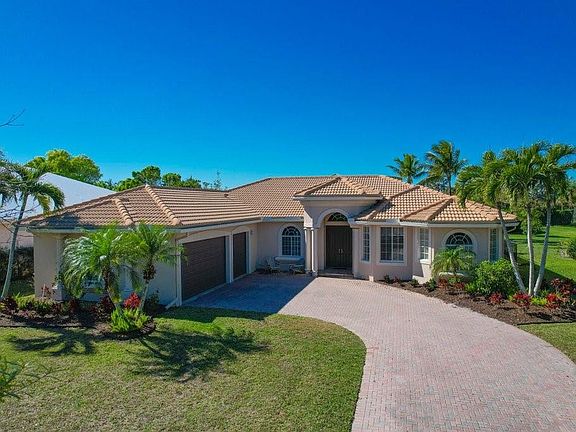 4th image of 2202 SW Golden Bear Way