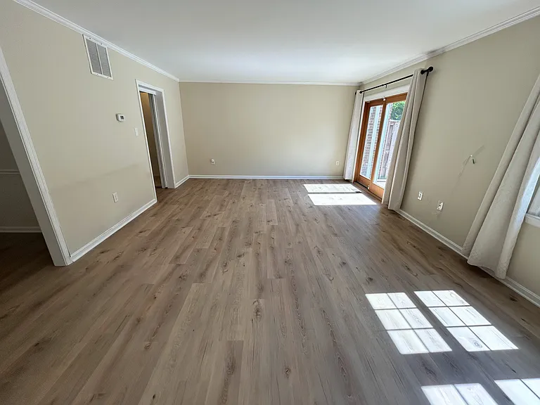 6020 Morgan Ct — Photo 3