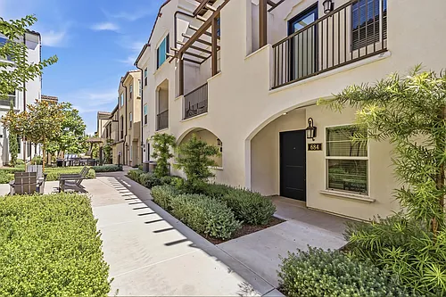 684 Panorama Ln Photo 1