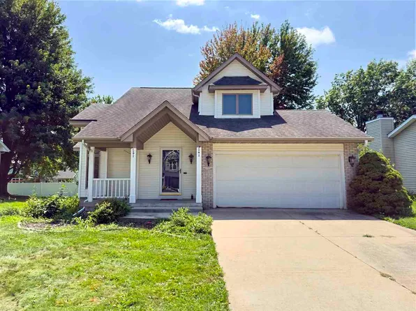 45 Heron Cir, Iowa City, IA 52245