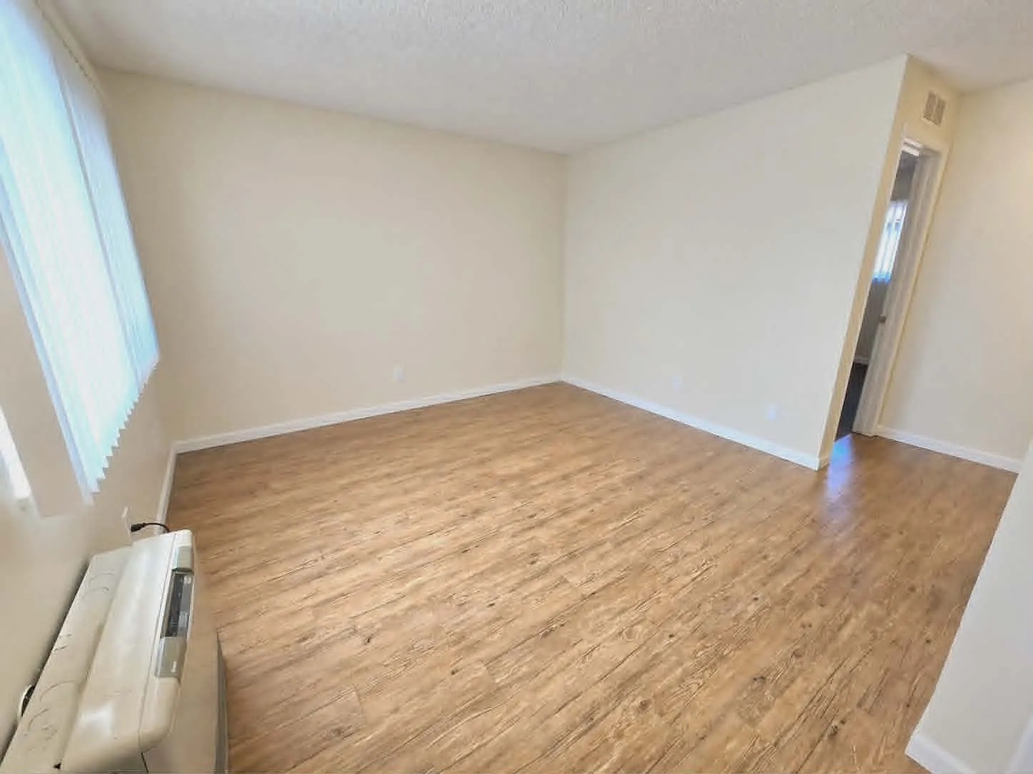 2 bed, $1,150 — Photo 2