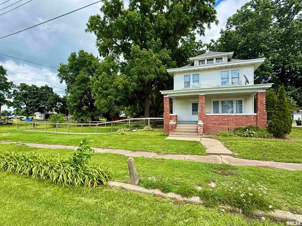 121 Main St, Maquon, IL 61458