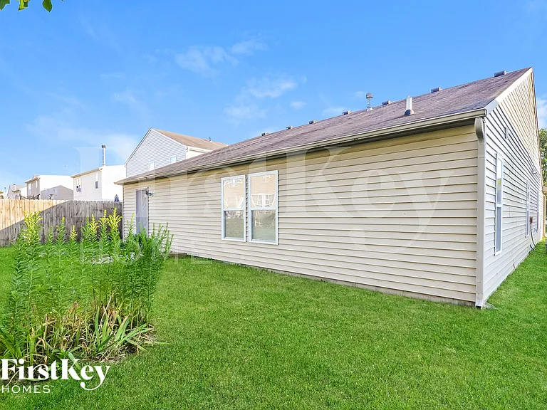 9214 Bainbridge Dr — Photo 15