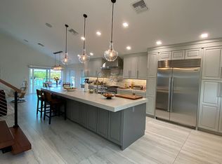4102 14th Ave E, Bradenton, FL 34208