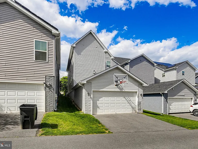 133 Limpkin Ave — Photo 42
