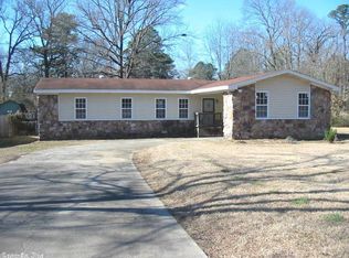 1416 N Jeff Davis St, Jacksonville, AR 72076