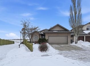 1526 Haswell Close NW, Edmonton, AB T6R 3J4