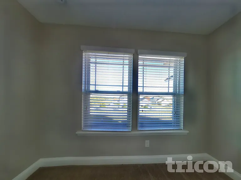3088 Holly Grove Ln — Photo 13