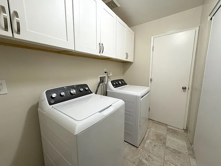 1325 Mills St #8 — Photo 19