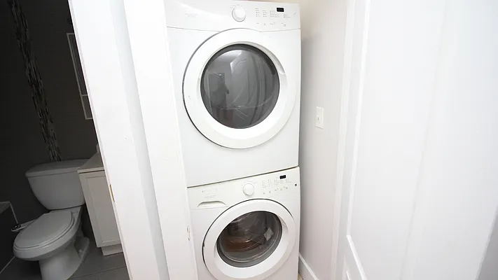 Rented by Nooklyn NYC LLC | media 23