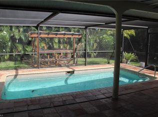 1109 SW 11th Ave, Cape Coral, FL 33991