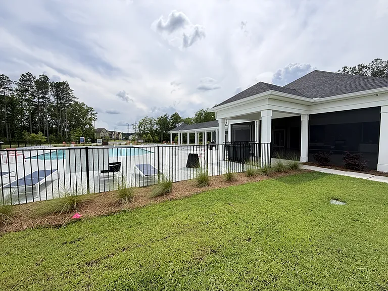 512 Outpost Way — Photo 36