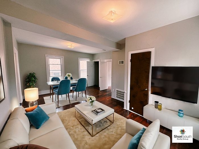 1st image of 19 Travis St NE #2