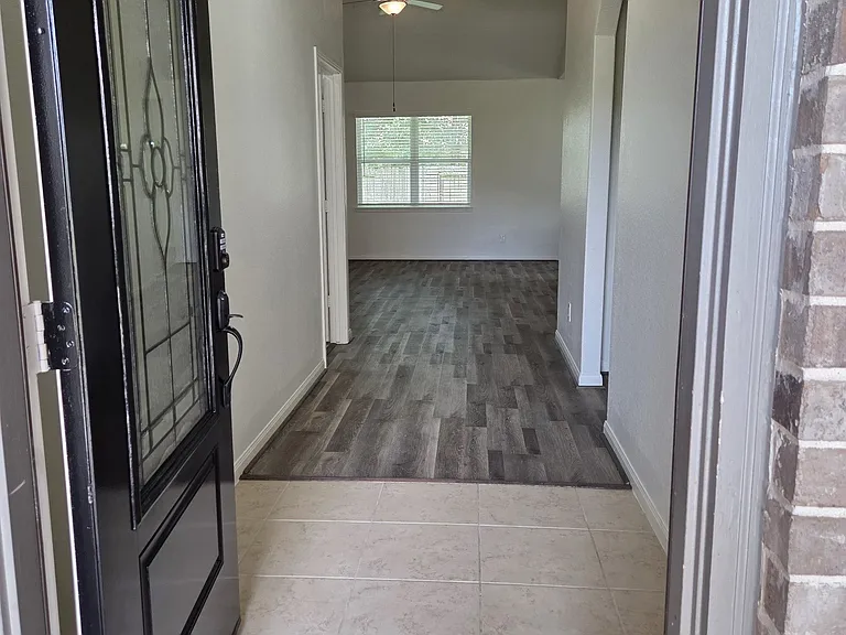 7642 Dusty Melody Ln — Photo 3