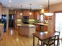 2nd image of 931 Ridgecrest Dr
