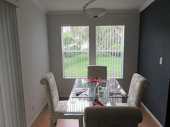 2nd image of Palm Breeze Ln