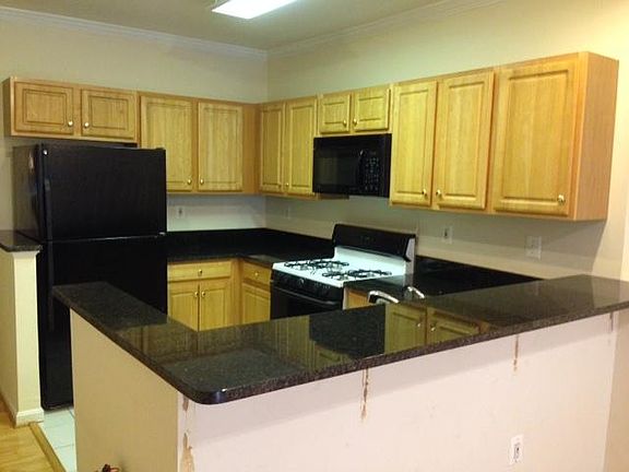 Kitchen with new Granite countertop