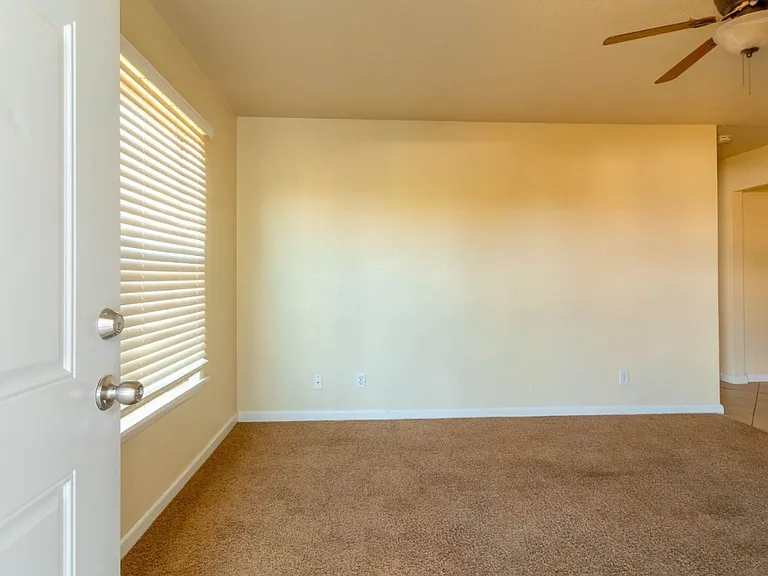 43 Gilbert Ave #1F — Photo 3