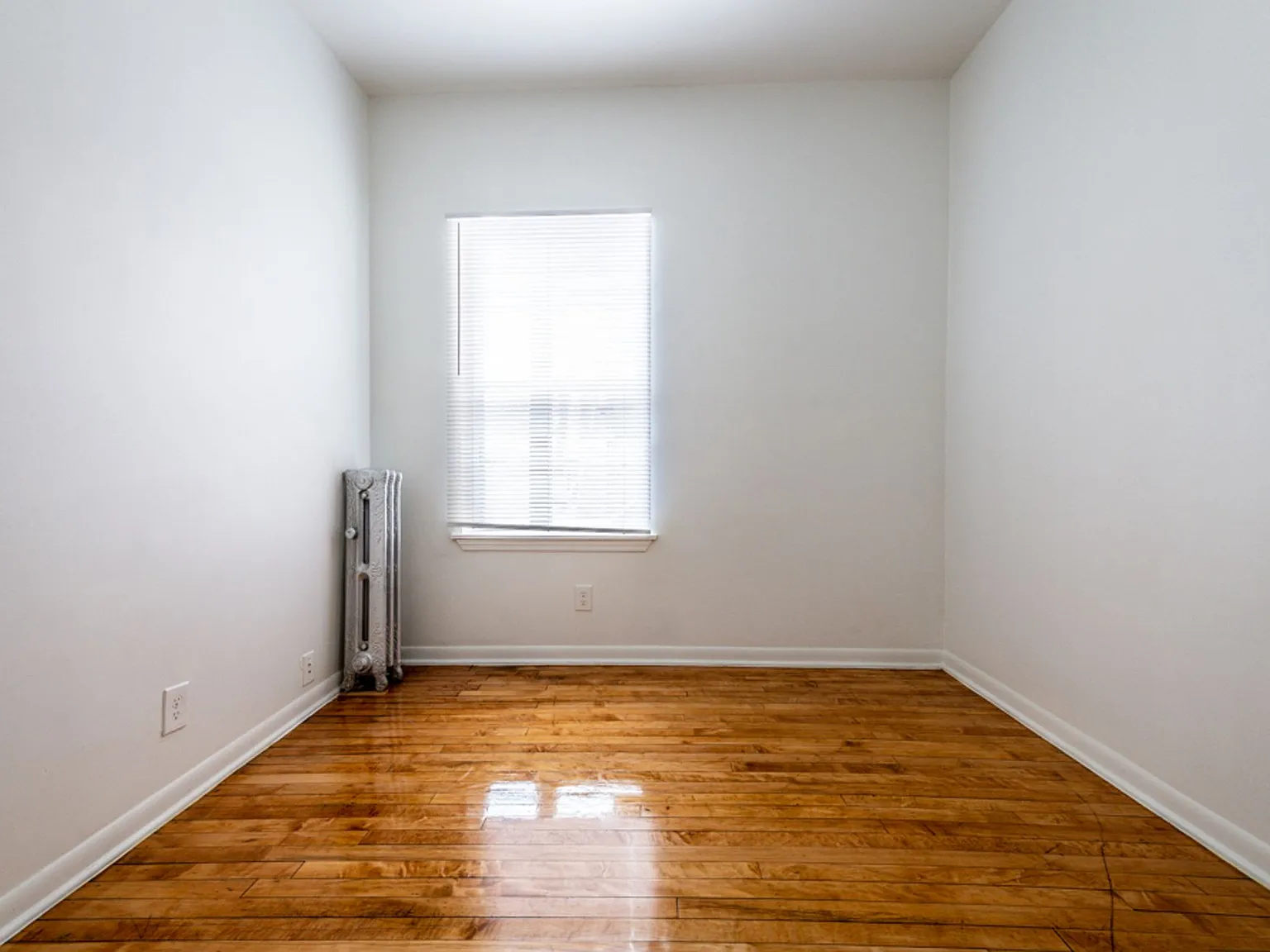 6160 S Martin Luther King Dr — Photo 4