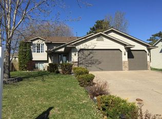 29850 Haileys Ct, Chisago City, MN 55013