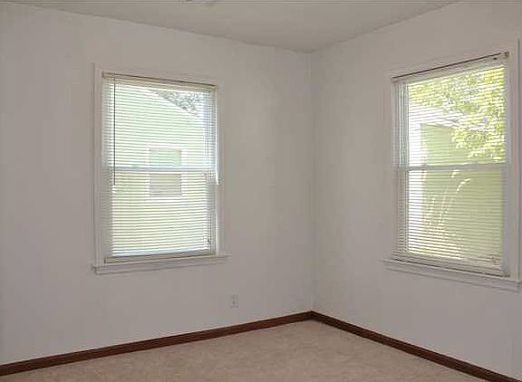4th image of 1024 Park Ave