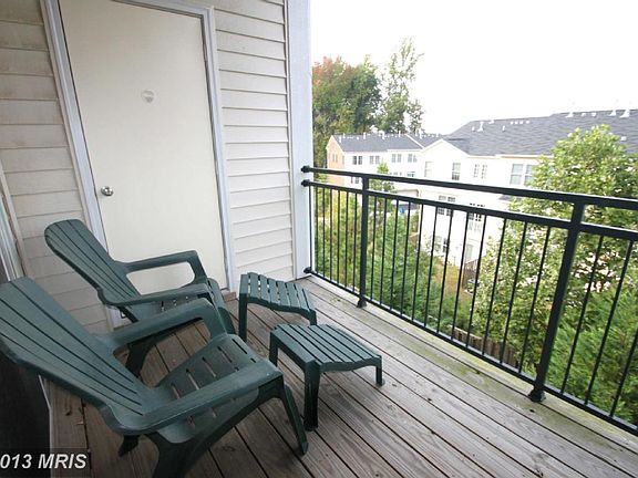 5th image of 4409 Weatherington Ln Unit 203