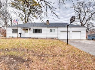 736 E Devon St, Independence, MO 64055