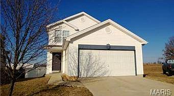 1st image of 204 Autumn Oaks Dr