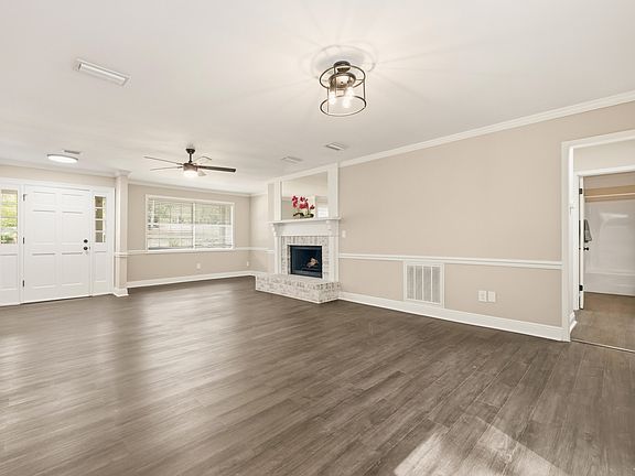 3rd image of 338 Pontevedra Ln