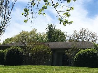 676 Woodlawn Dr, Cookeville, TN 38501