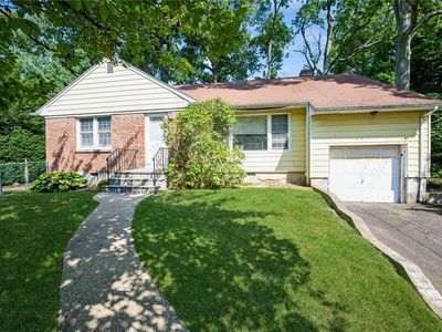 82 Seton Drive, New Rochelle, NY, 10804