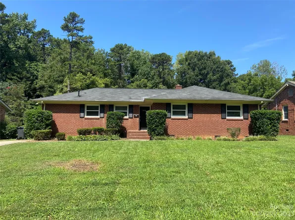 1326 Shannonhouse Dr, Charlotte, NC 28215