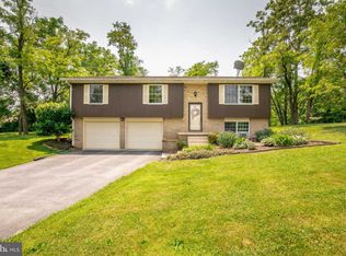 59 Shadow Ln, Martinsburg, WV 25403
