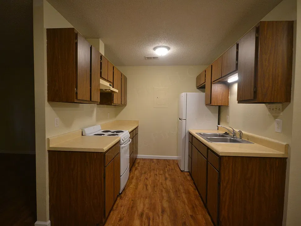 510 Plaza Dr