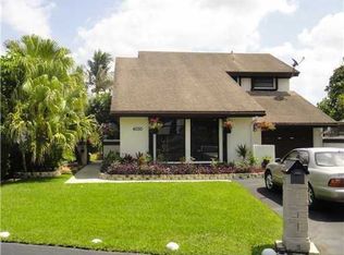 4050 SW 84th Ter, Davie, FL 33328