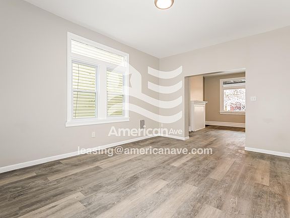 5-Dining Room