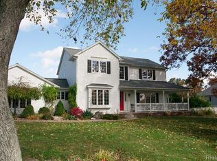 4667 Seymour Lake Rd, Oxford, MI 48371