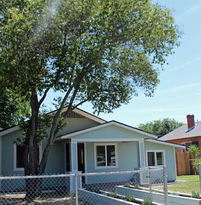1st image of 3822 E McKenzie Ave