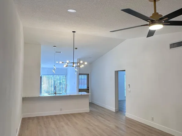 544 Shady Pine Way #A, Greenacres, FL 33415