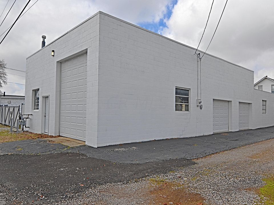1st image of 199 E Main St