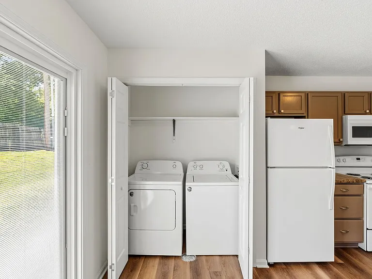 4410-4412 Cheryl Ct. — Photo 12