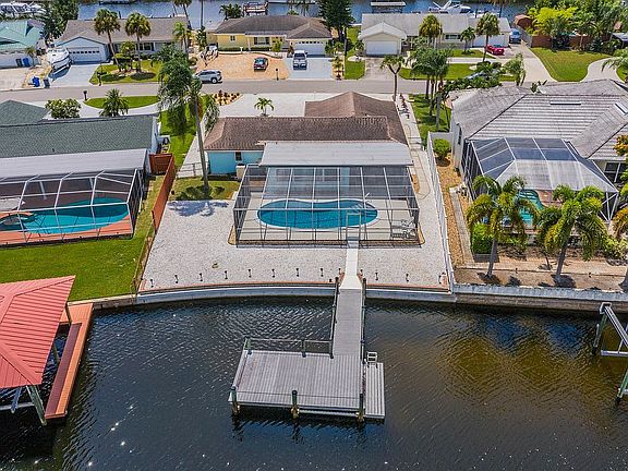 3rd image of 6420 Lake Sunrise Dr