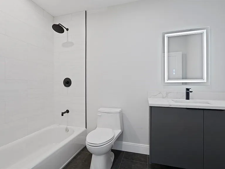 25 2nd St #403 — Photo 17