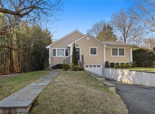 200 Glendale Rd, Scarsdale, NY 10583