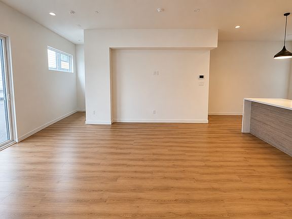 2nd image of 3616 San Jacinto St