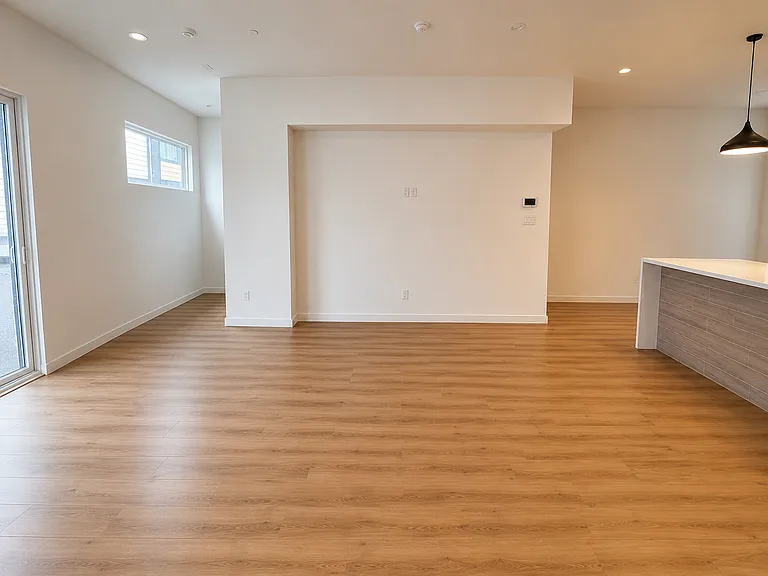 3616 San Jacinto St — Photo 2