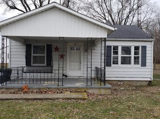 304 S Mulberry St, Farmland, IN 47340
