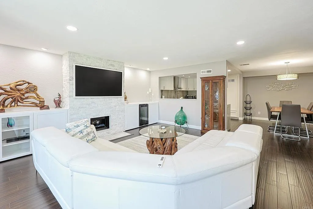 Building Photo - 68 Montego Ct